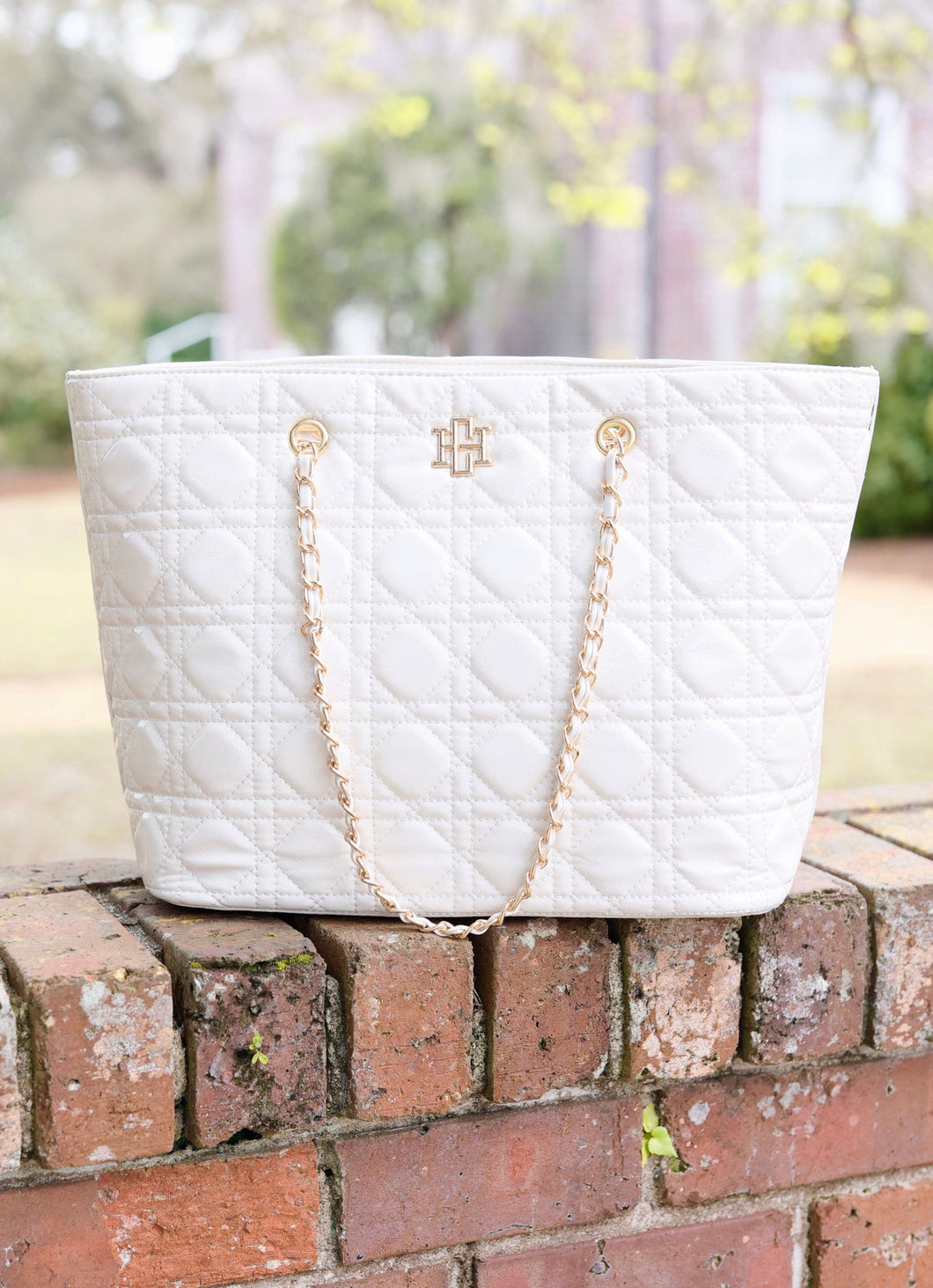 Quentin Quilted Tote - Caroline Hill