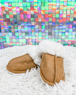 snug & chic suede slippers