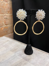 Load image into Gallery viewer, Bead Cluster Earrings
